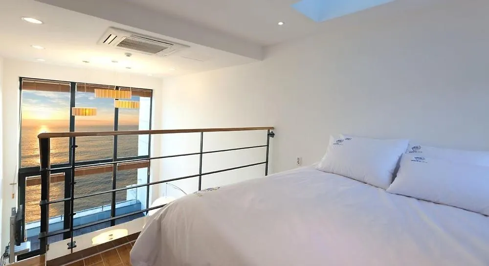 Ongjin Pajama Blues Hotel Incheon Guest house