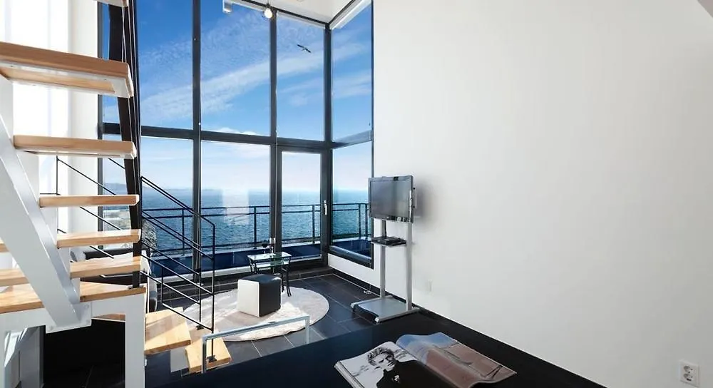 Ongjin Pajama Blues Hotel Incheon 4*,