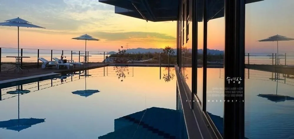 Ongjin Pajama Blues Hotel Incheon 4*,  Korsel